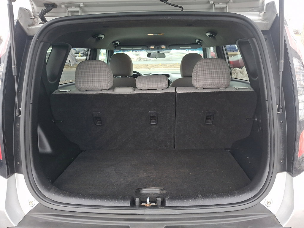 Used 2015 Kia Soul image 18