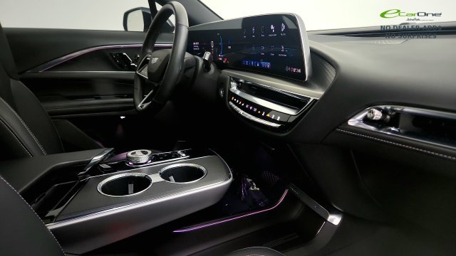 Used 2024 Cadillac Lyriq Sport RWD image 39