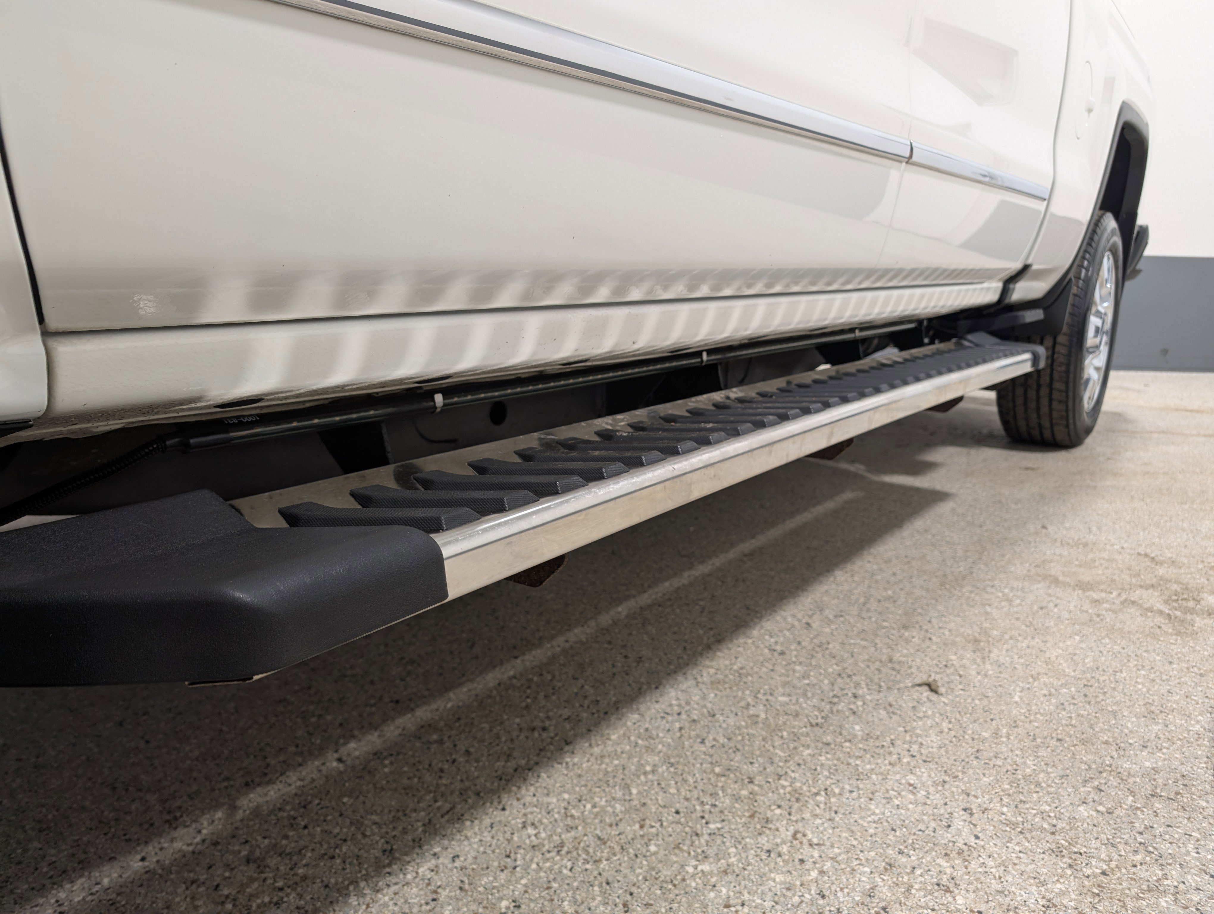 Used 2016 GMC Sierra 3500 Denali w/ Duramax Plus Package image 11