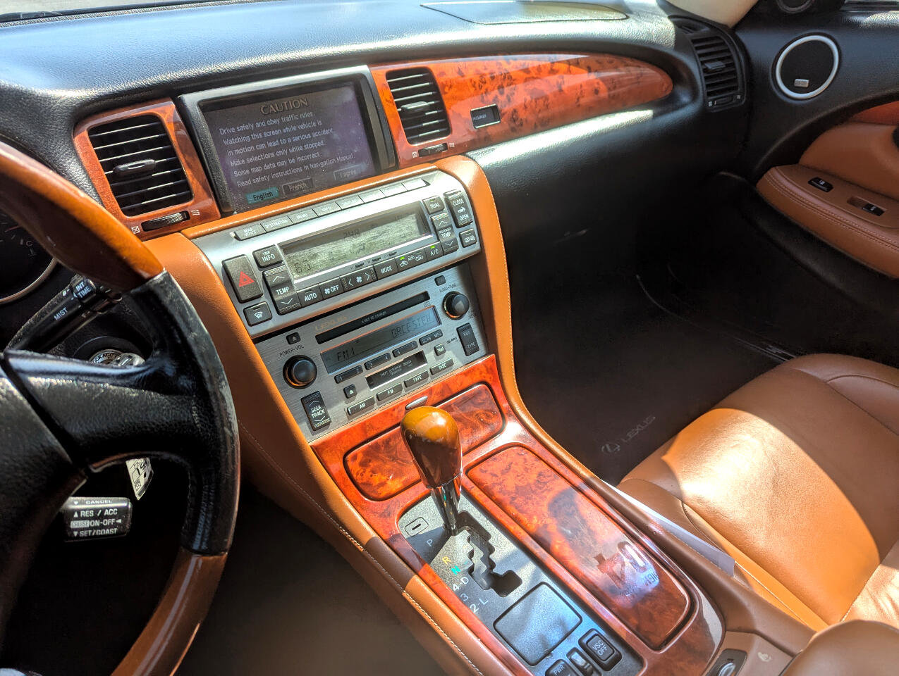 Used 2004 Lexus SC 430 Convertible image 17