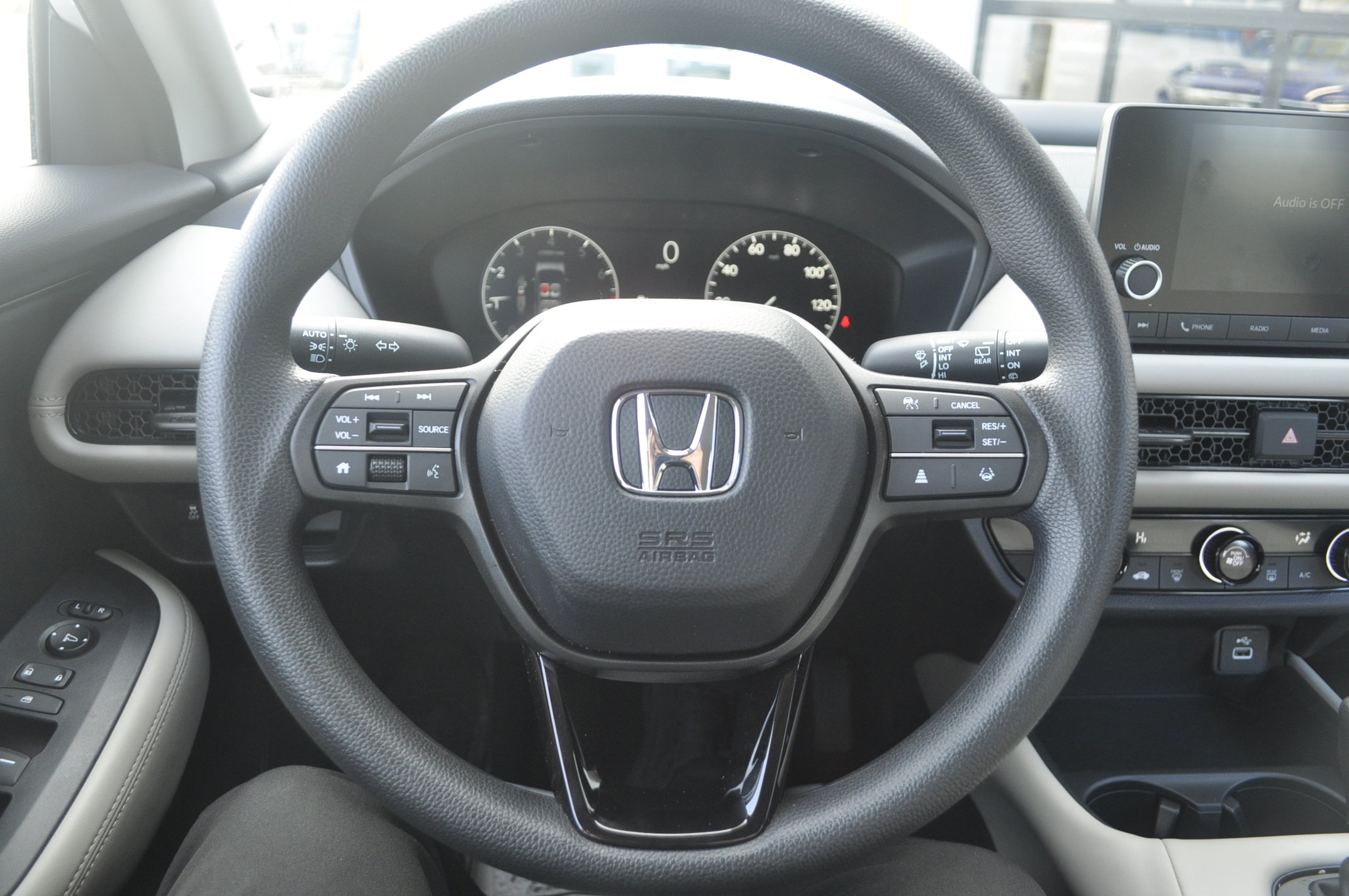 Certified 2025 Honda HR-V LX image 18