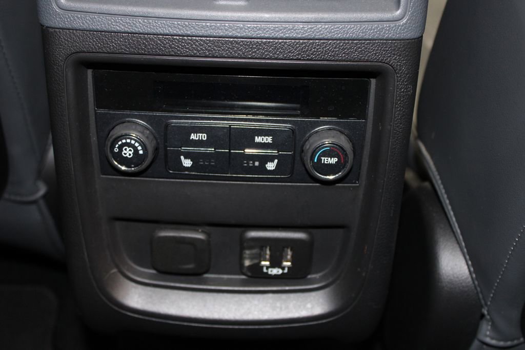 Used 2020 Buick Envision Premium w/ Driver Confidence Package image 31