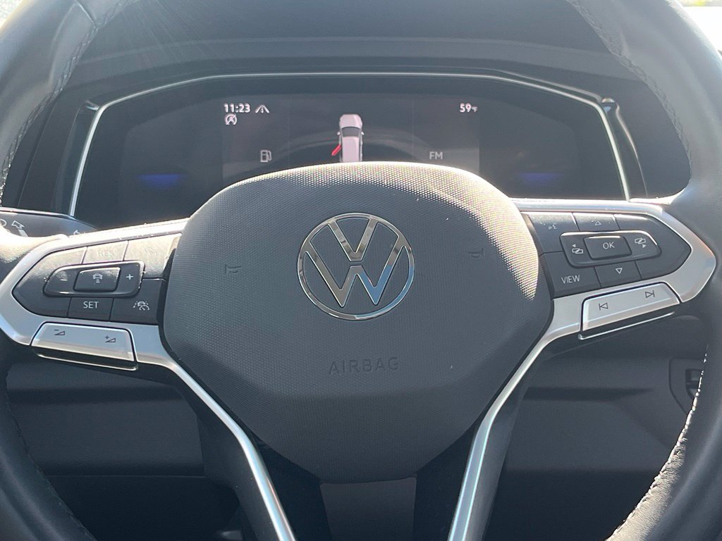 Certified 2024 Volkswagen Jetta SE w/ Panoramic Sunroof Package FWD image 20