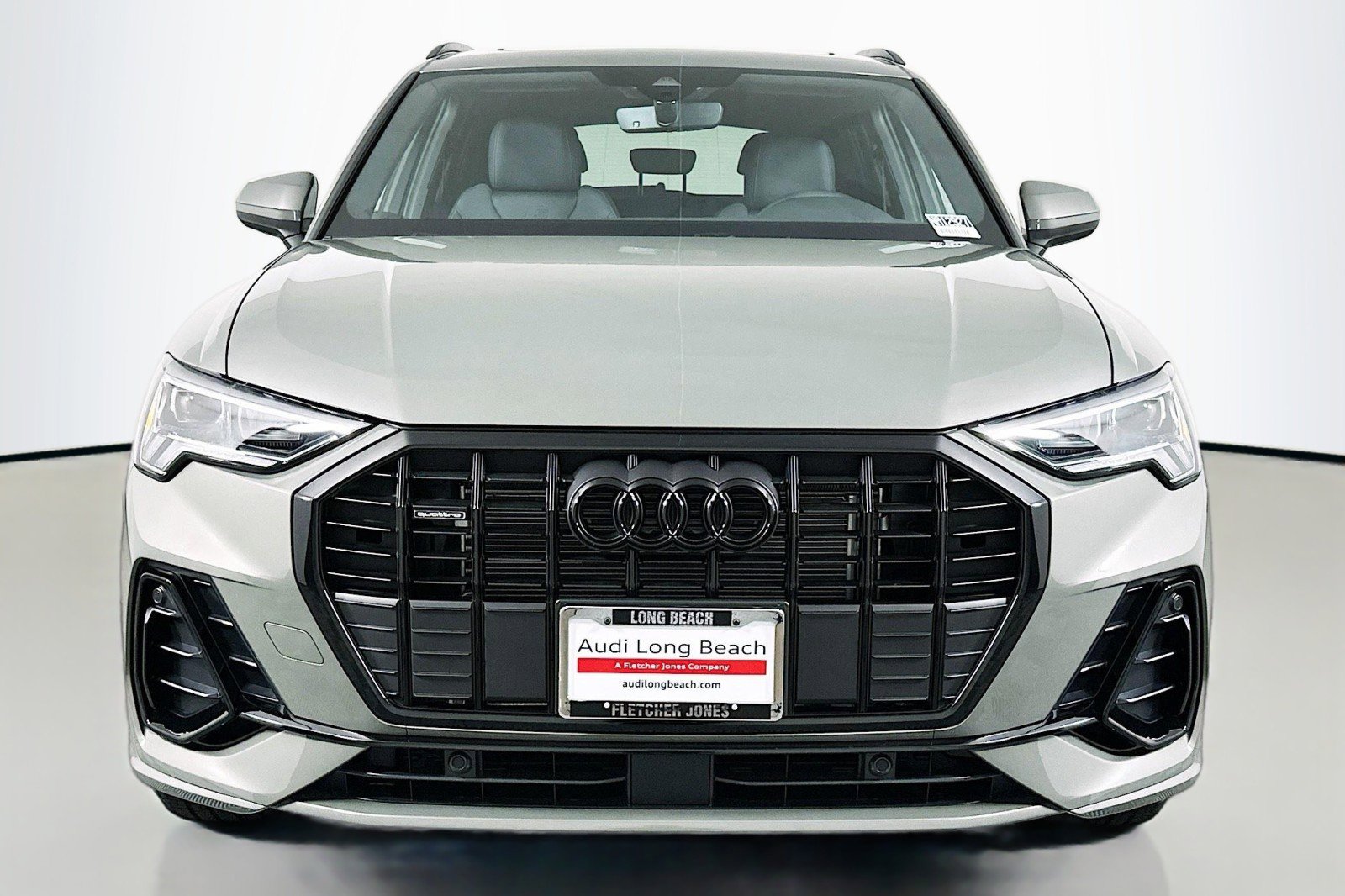 New 2025 Audi Q3 2.0T Premium image 2