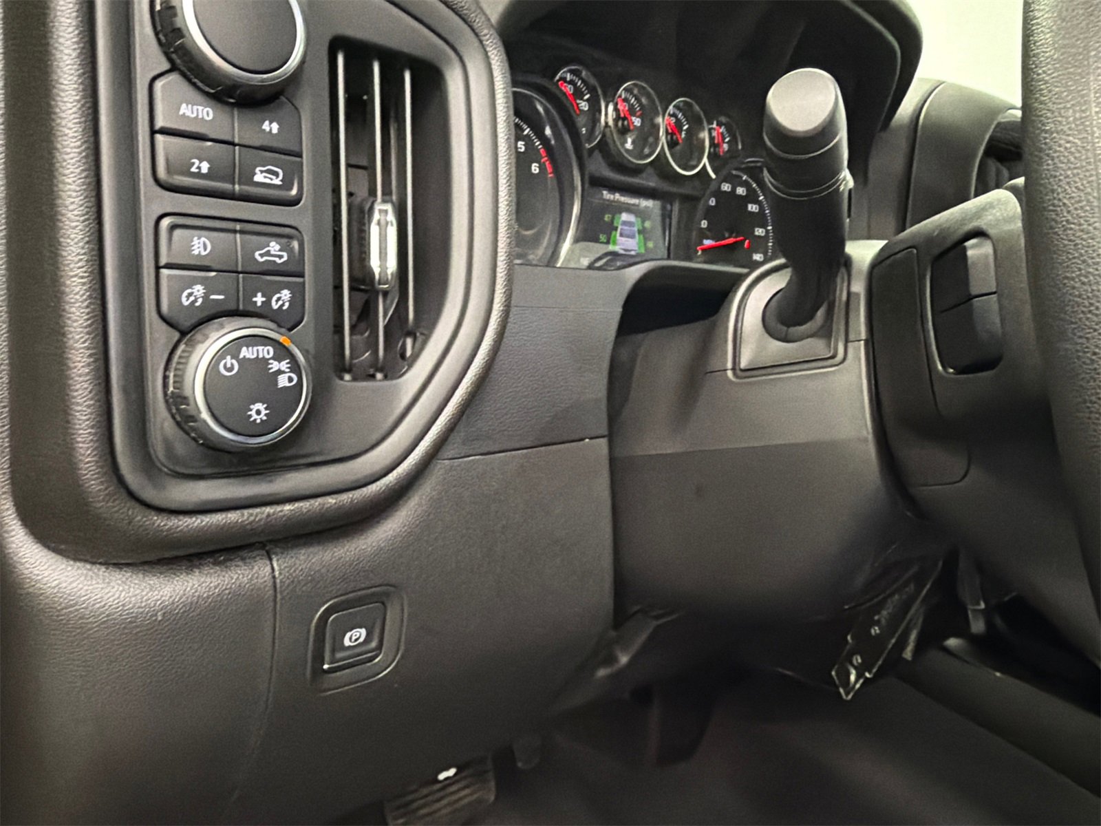 Used 2022 Chevrolet Silverado 1500 Custom w/ LPO, Dark Essentials Package image 30