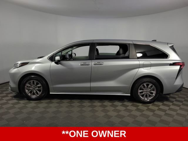 Used 2022 Toyota Sienna LE FWD image 5