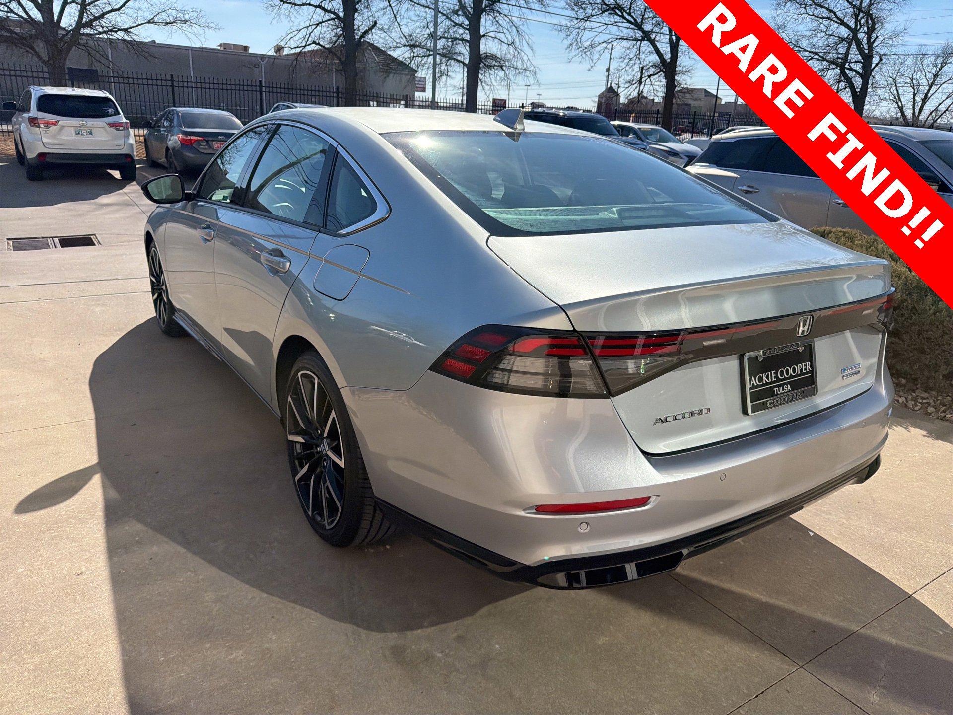 Used 2024 Honda Accord Touring image 4