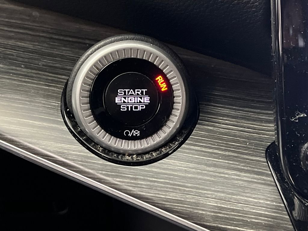 Used 2024 Jeep Wagoneer L Series II w/ Flexible Seating Group image 57