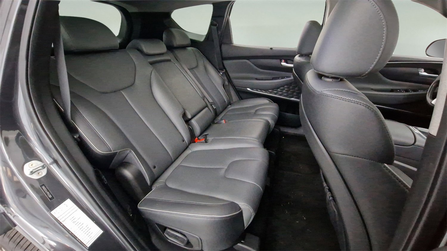 Used 2023 Hyundai Santa Fe Limited image 29