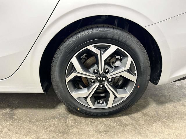 Used 2021 Kia Forte LXS FWD image 7