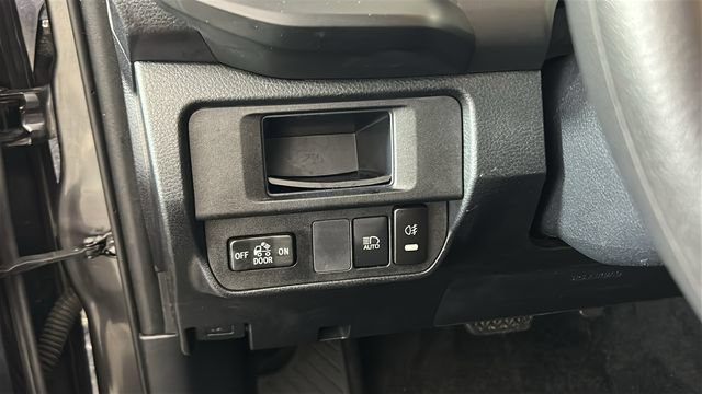 Used 2019 Toyota Tacoma SR w/ SR Convenience Package AWD/4WD image 19