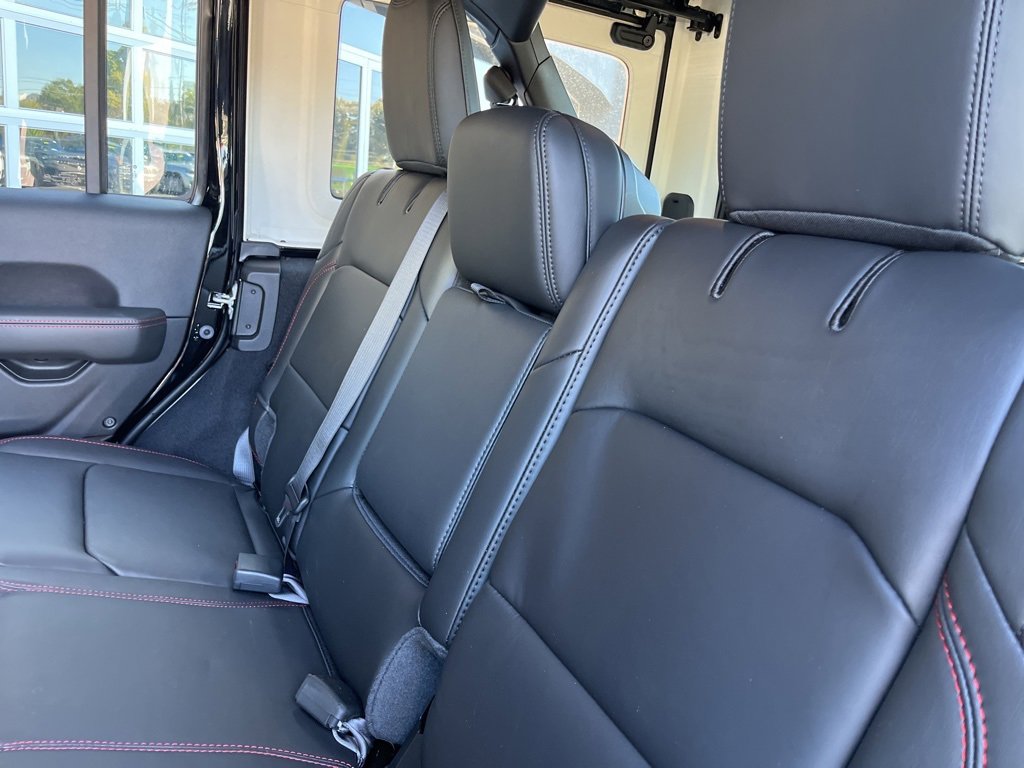 New 2026 Jeep Wrangler Unlimited image 32