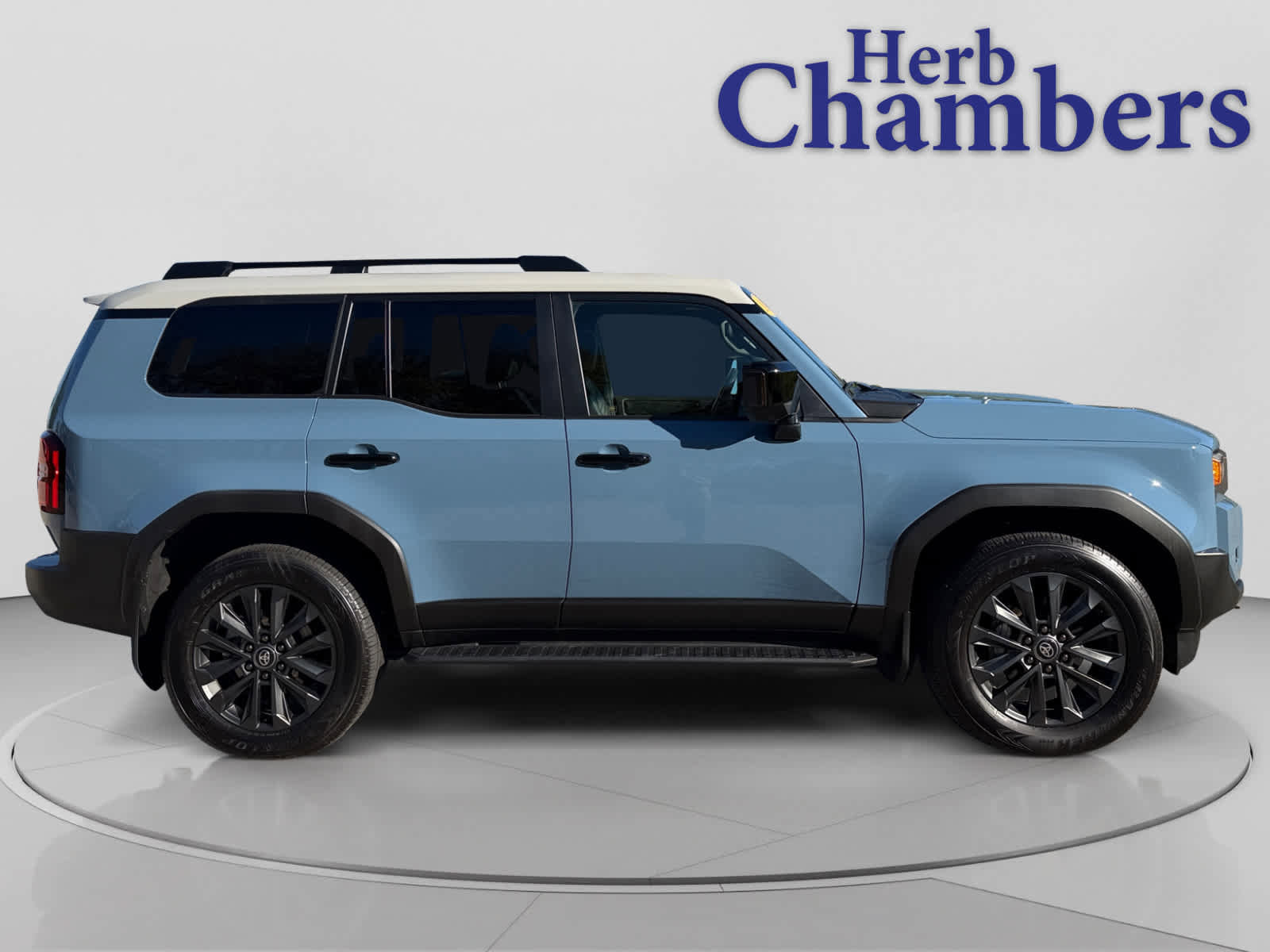 Used 2024 Toyota Land Cruiser image 10