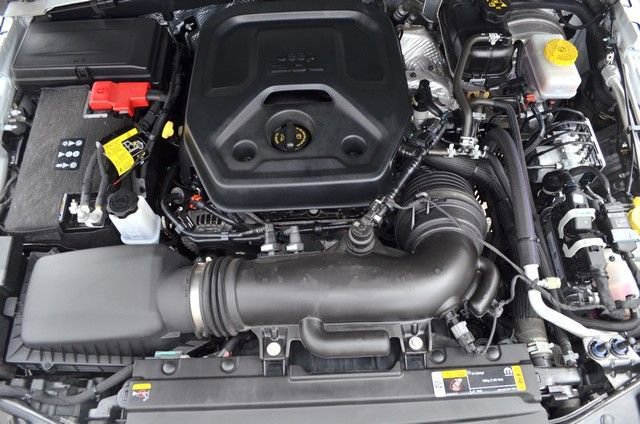 Used 2025 Jeep Wrangler Unlimited Rubicon image 35