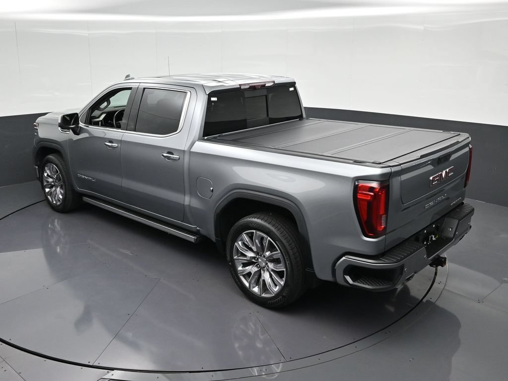 Used 2023 GMC Sierra 1500 Denali w/ Denali Reserve Package AWD/4WD image 17