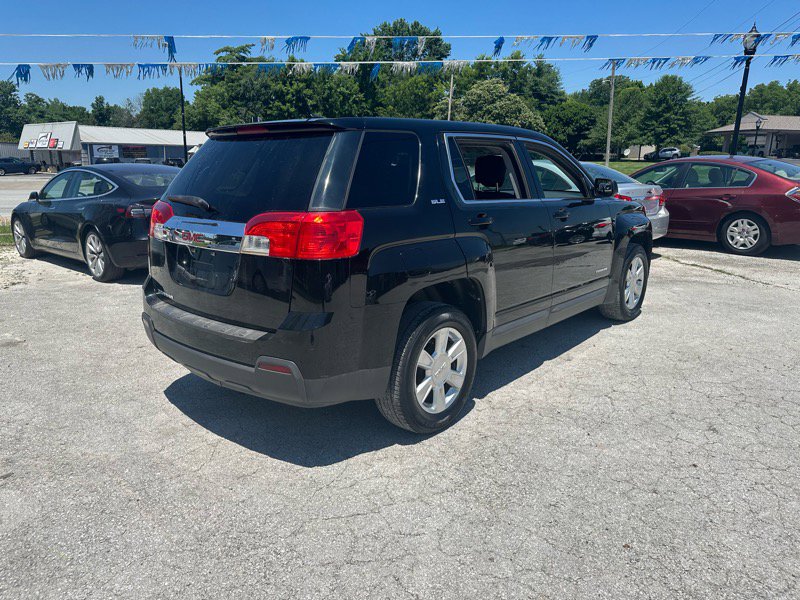 Used 2011 GMC Terrain SLE image 6