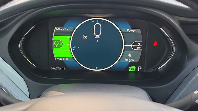 Used 2020 Chevrolet Bolt Premier w/ Infotainment Package FWD image 12