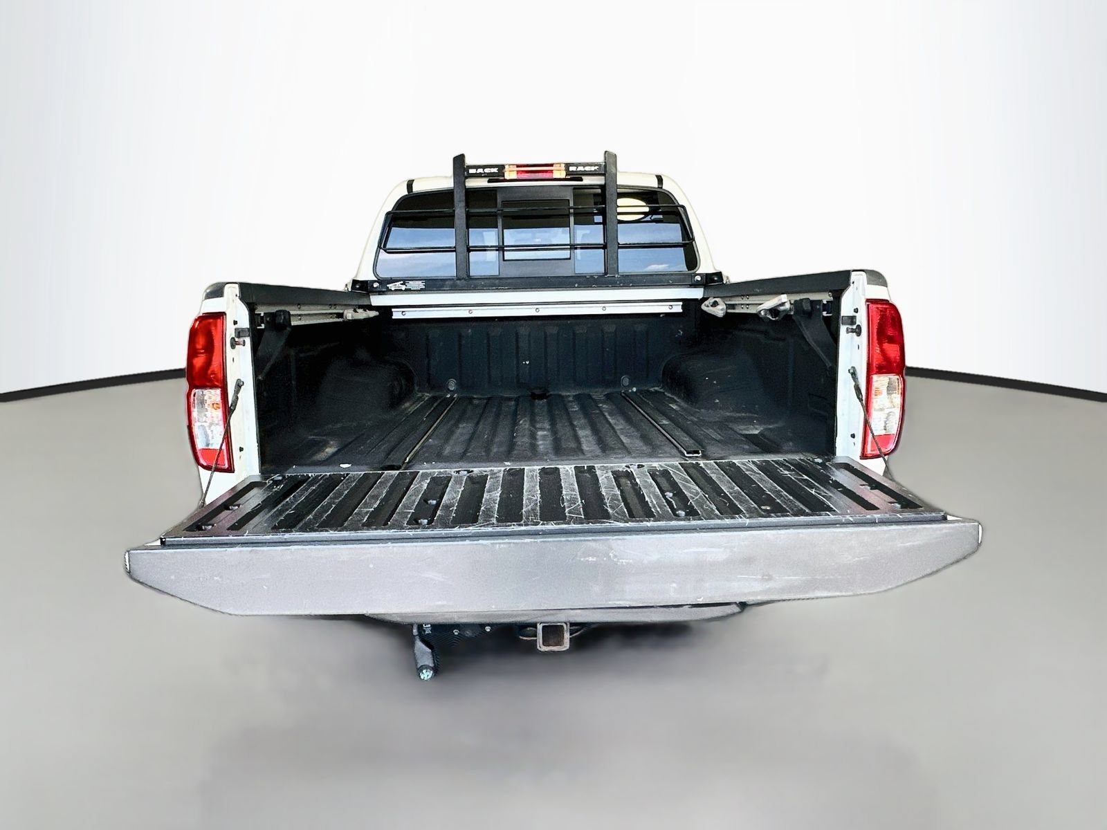 Used 2017 Nissan Frontier SV w/ SV Value Truck Package AWD/4WD image 29