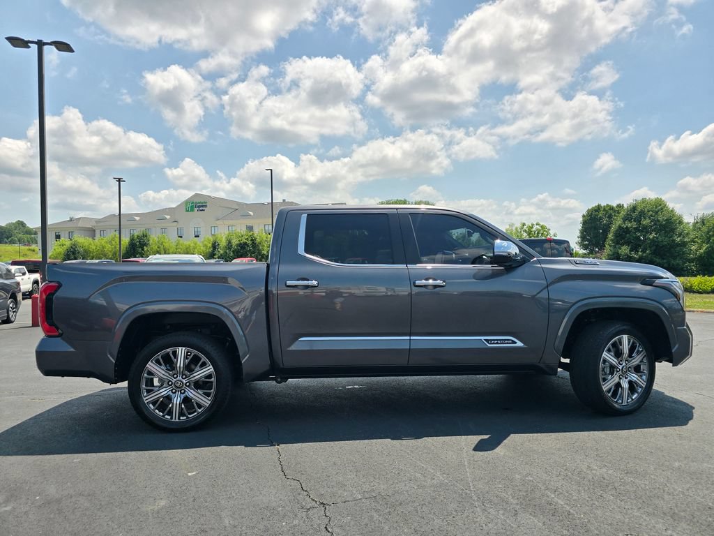 Used 2025 Toyota Tundra Capstone AWD/4WD image 9