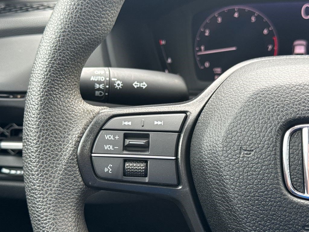 Used 2024 Honda Accord EX image 22