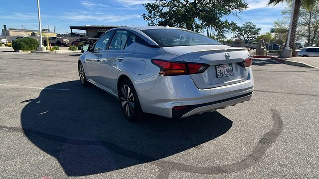Used 2022 Nissan Altima 2.5 SV image 5