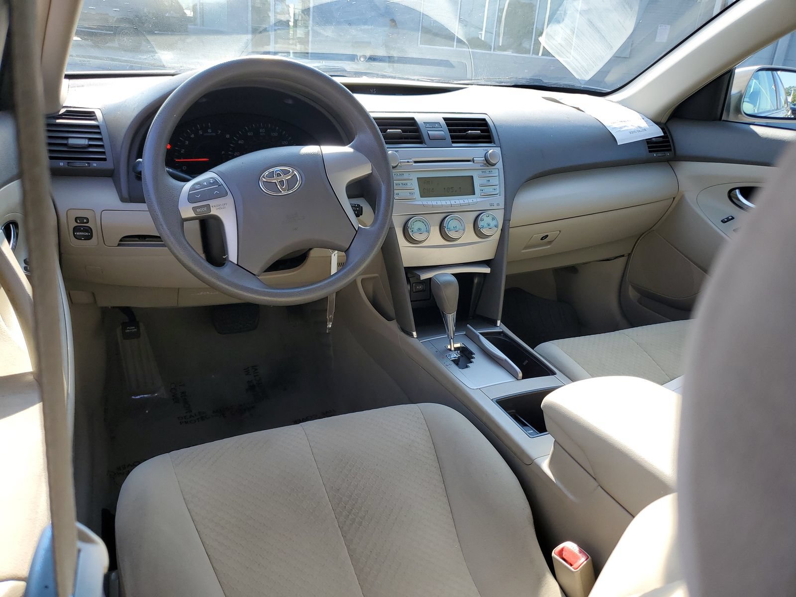 Used 2009 Toyota Camry LE FWD image 10