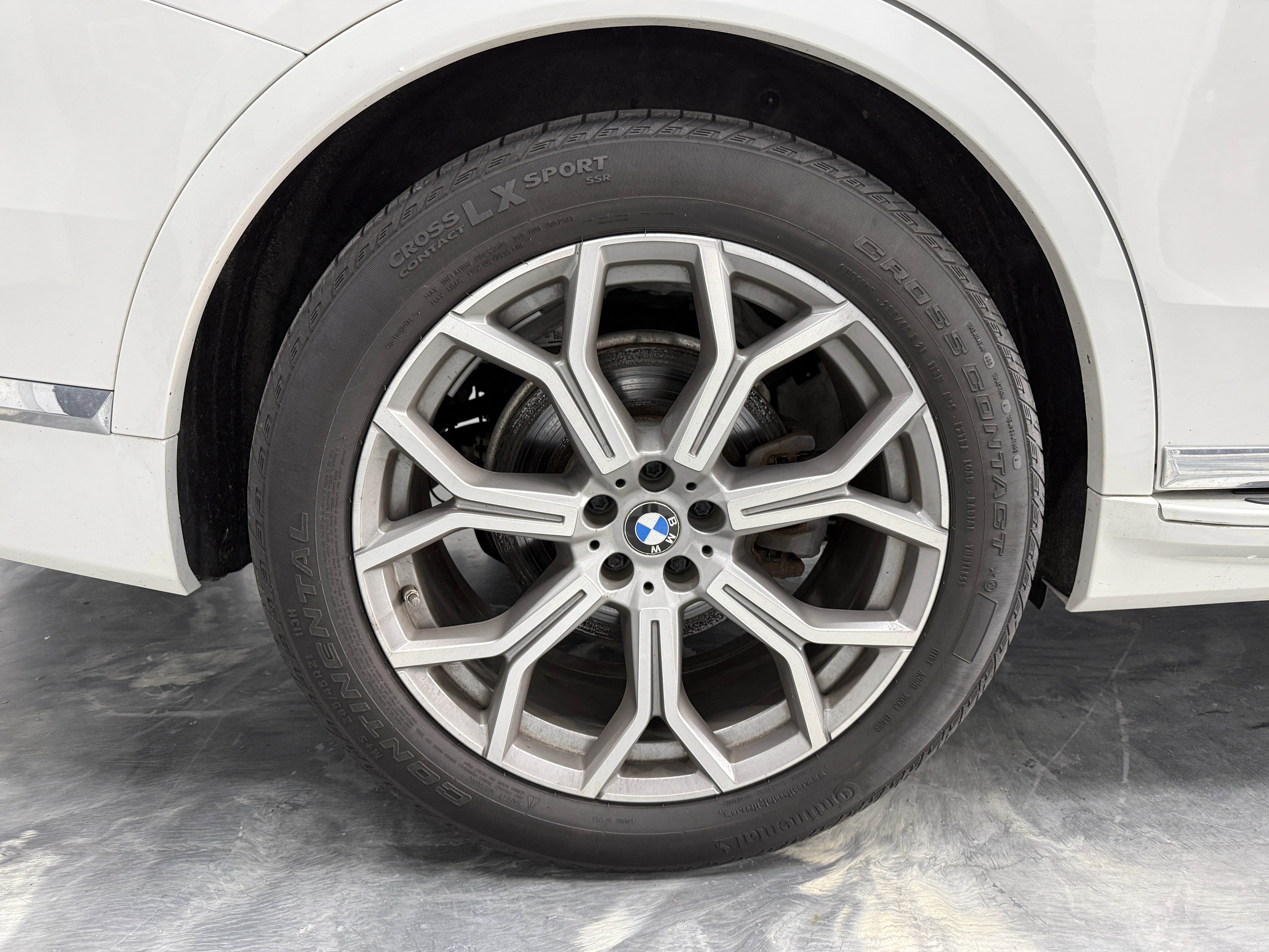 Used 2020 BMW X7 xDrive40i w/ Premium Package image 38