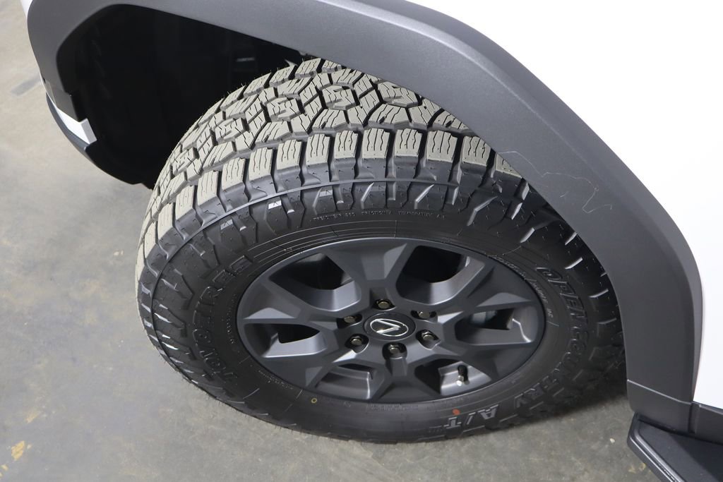 Used 2026 Lexus GX 550 image 41