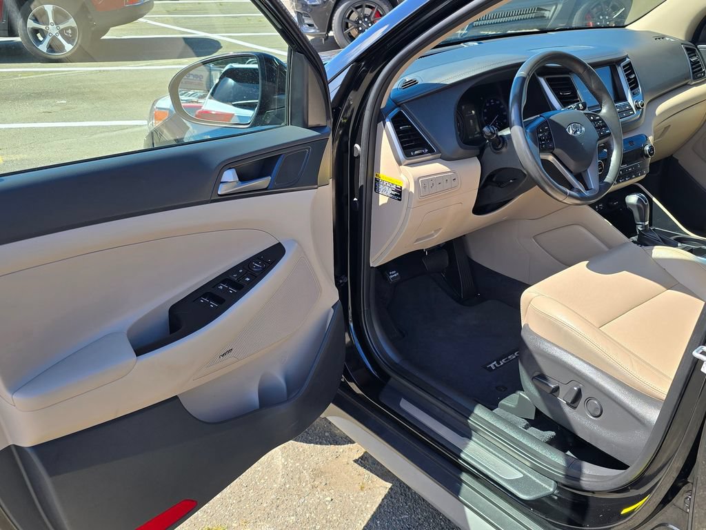 Used 2018 Hyundai Tucson Limited w/ Ultimate Package 02 AWD/4WD image 17