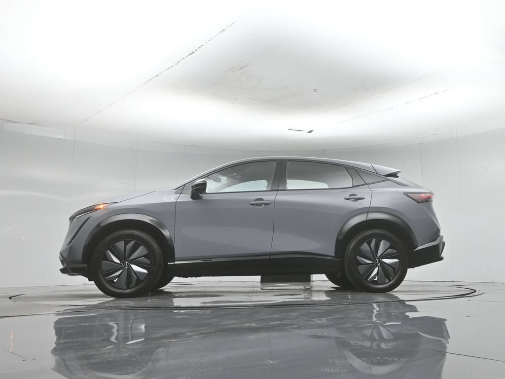 Used 2024 Nissan Ariya AWD image 8
