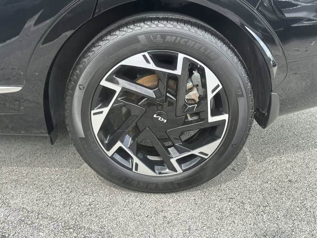 Certified 2025 Kia Sportage SX FWD image 10