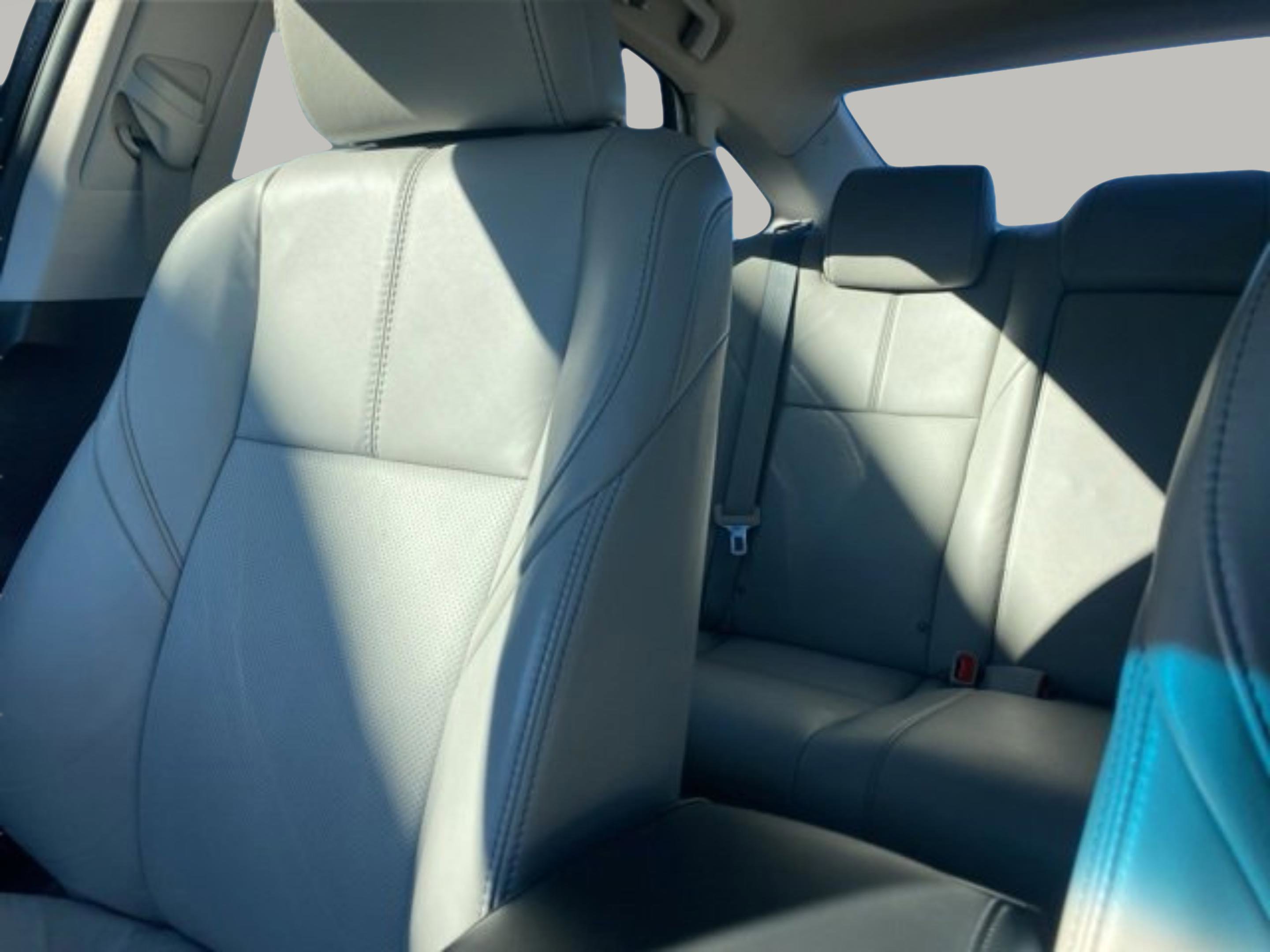 Used 2017 Toyota Avalon Limited image 31