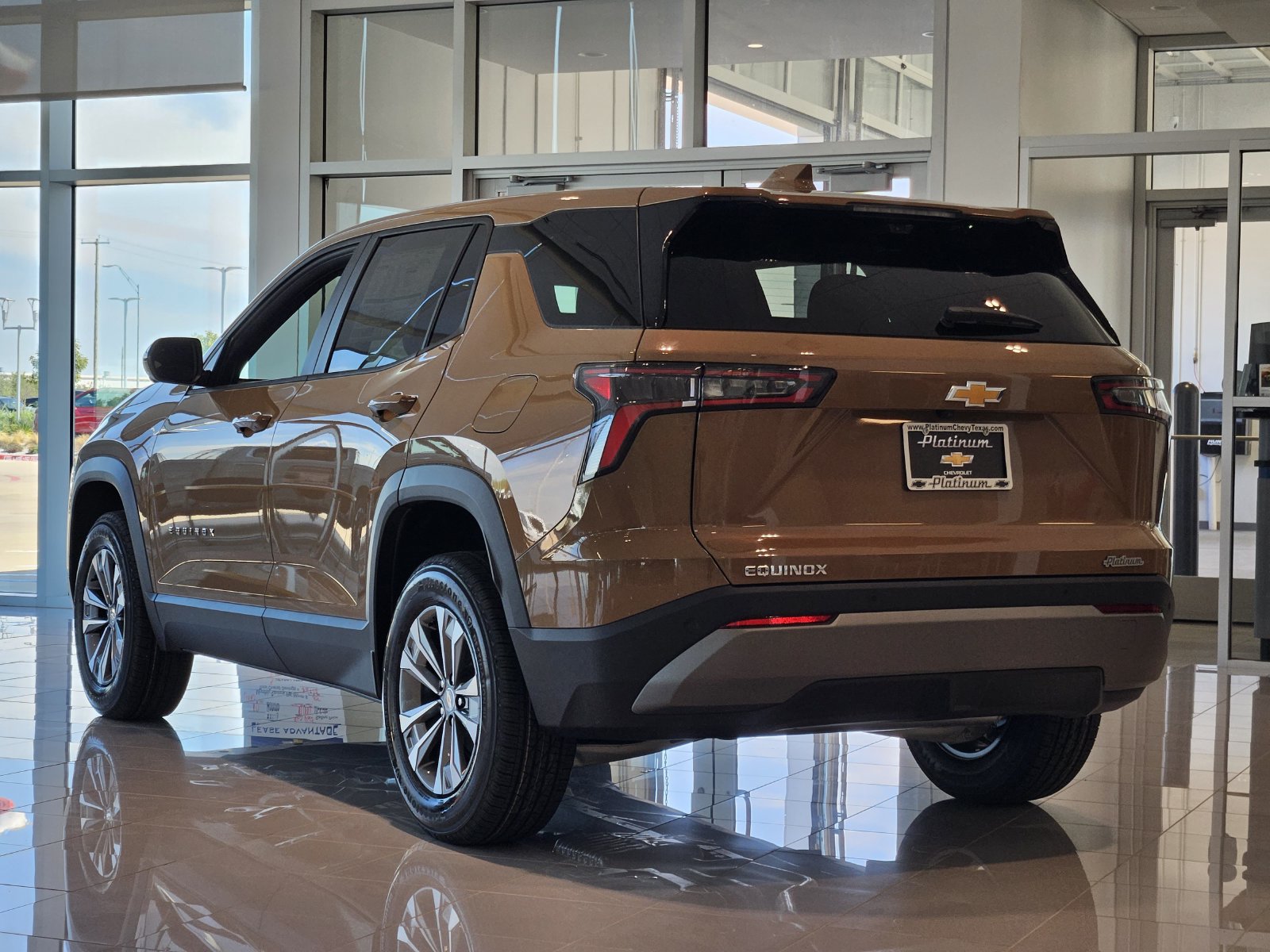 New 2027 Chevrolet Equinox LT w/ Safety and Technology Package FWD image 4