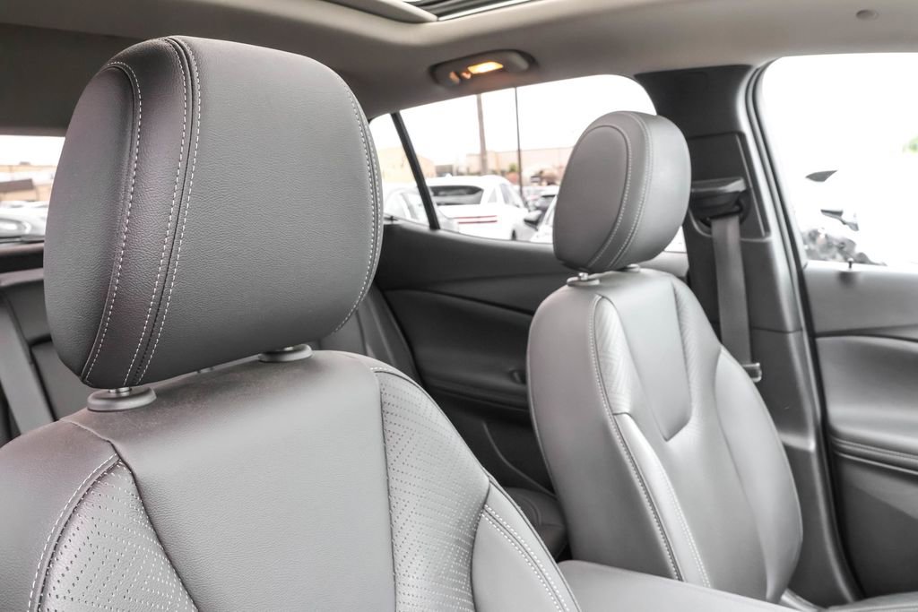 Used 2023 Buick Encore GX Essence w/ Experience Buick Package FWD image 40