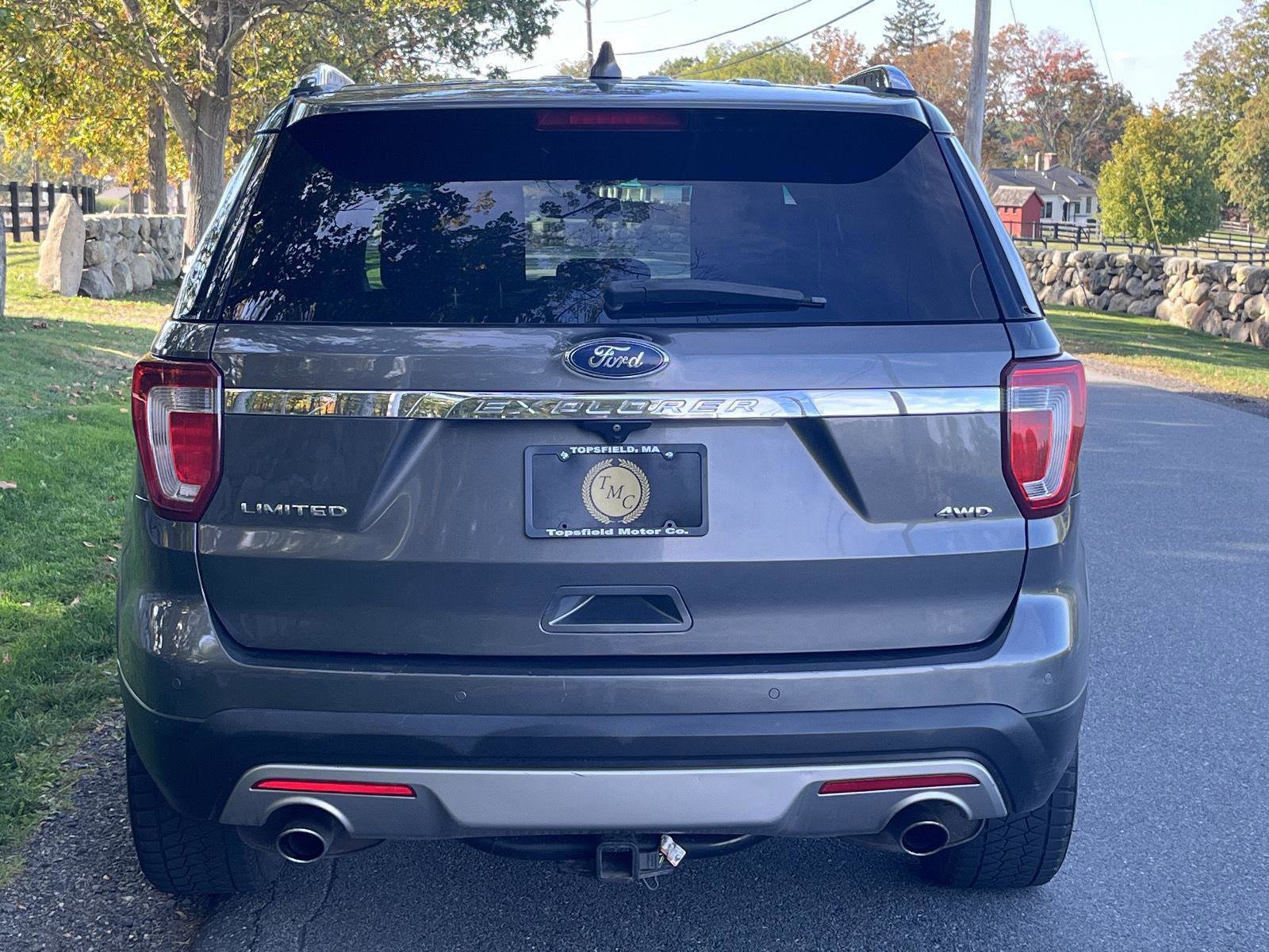 Used 2016 Ford Explorer Limited image 4