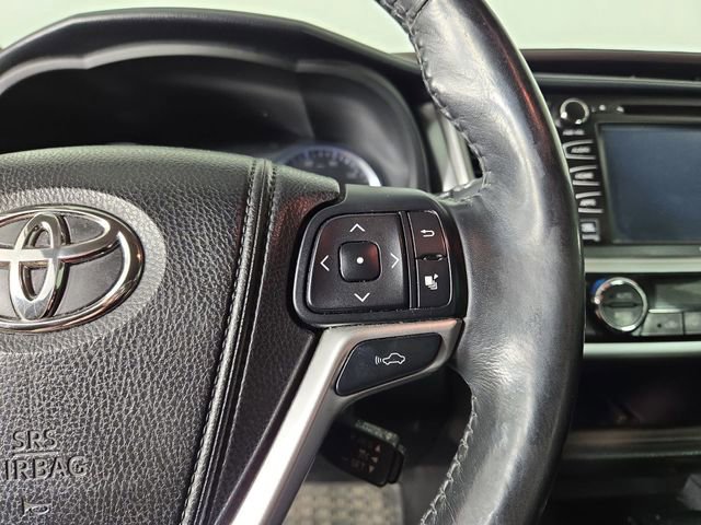 Used 2014 Toyota Highlander Limited Platinum AWD/4WD image 23