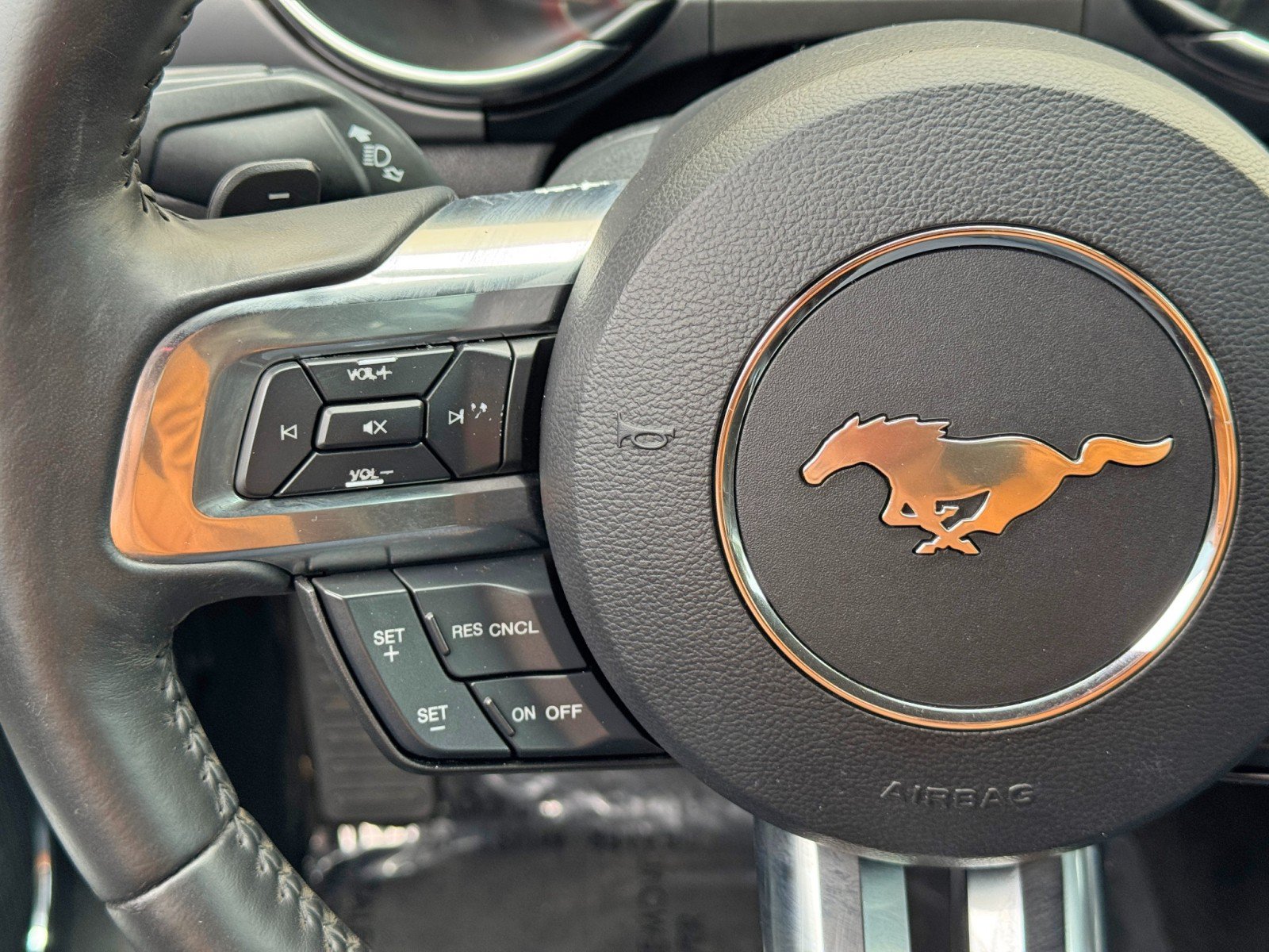 Used 2018 Ford Mustang Premium w/ Equipment Group 201A RWD image 19