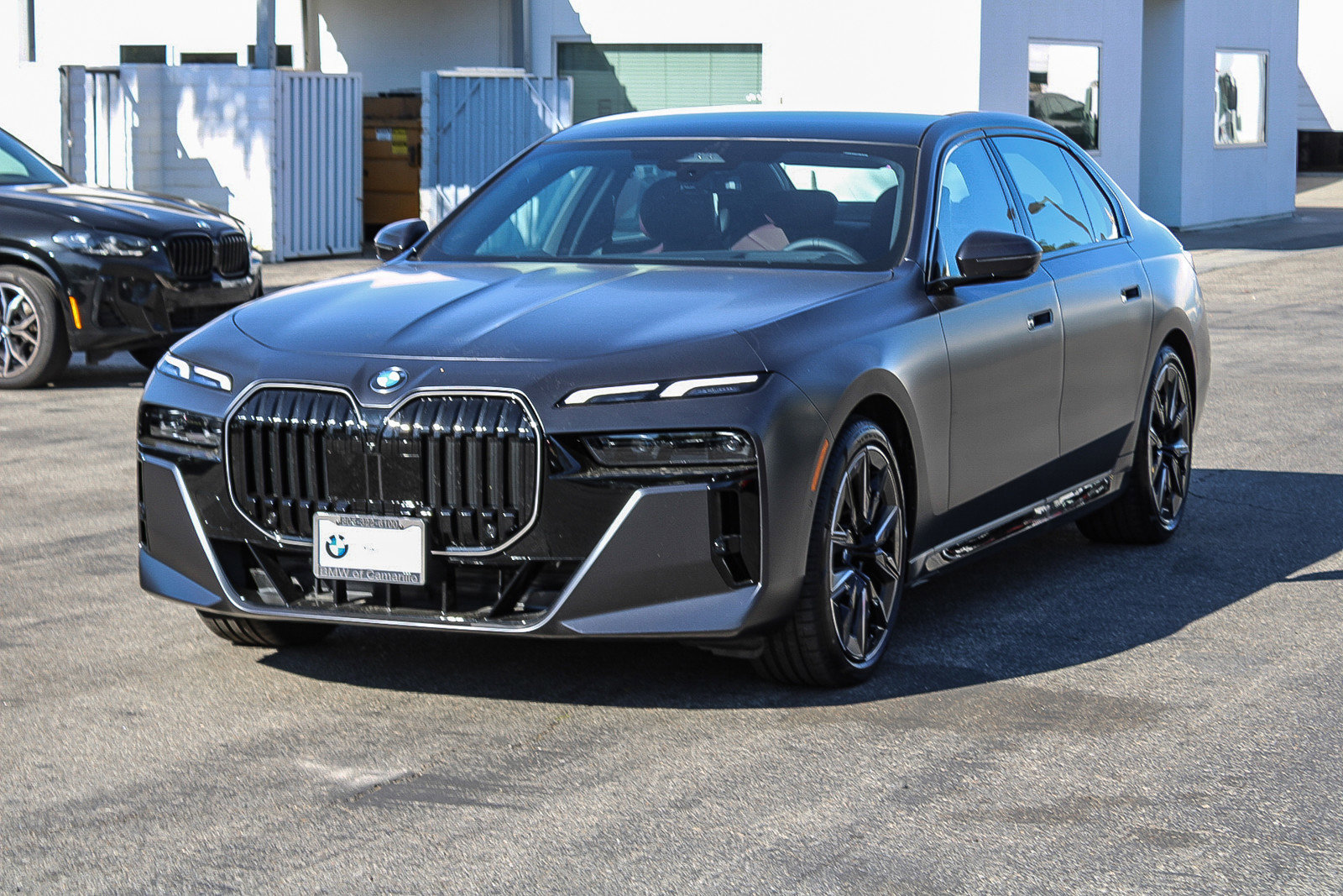 Used 2026 BMW 740i 740i w/ Premium Package image 3