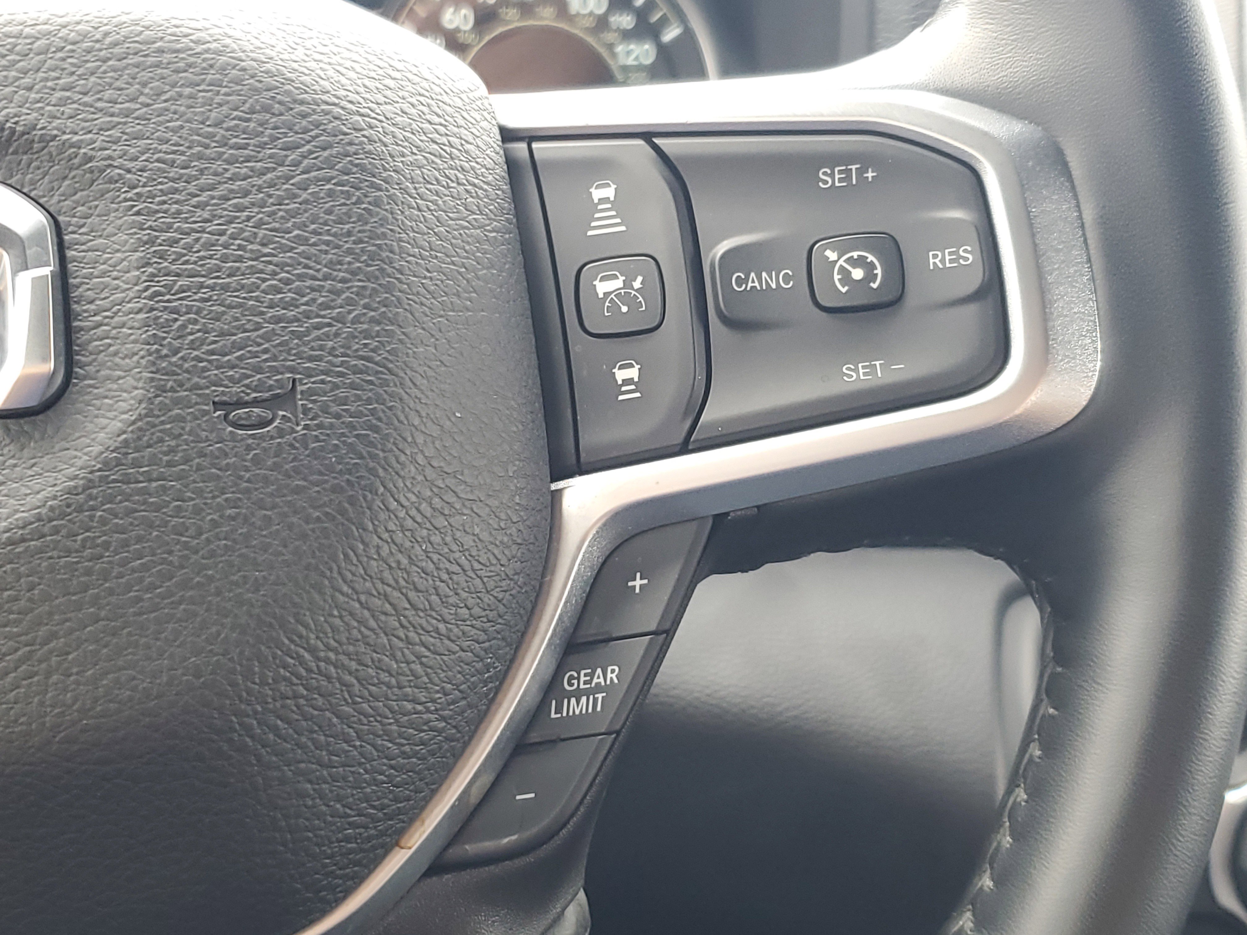 Used 2024 RAM 2500 Big Horn w/ Safety Group image 14