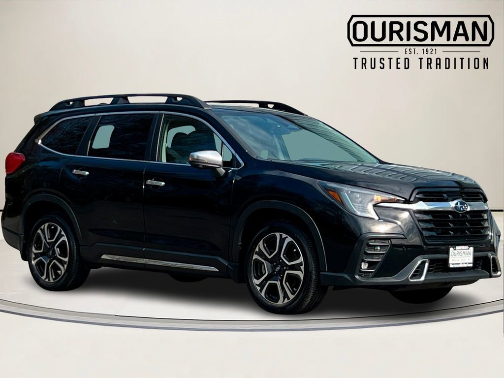 Used 2023 Subaru Ascent Touring image 1