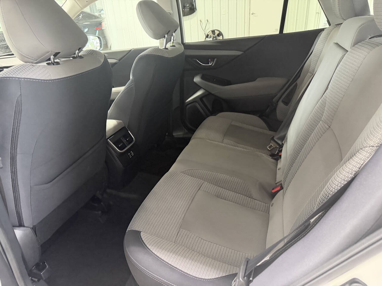 Used 2023 Subaru Outback Premium AWD/4WD image 19