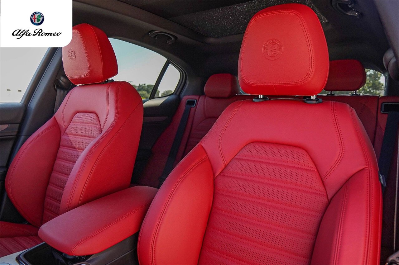 New 2025 Alfa Romeo Stelvio Sprint w/ Veloce Package image 11