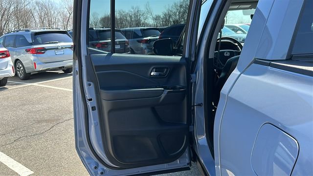 Used 2023 Honda Ridgeline RTL-E image 22