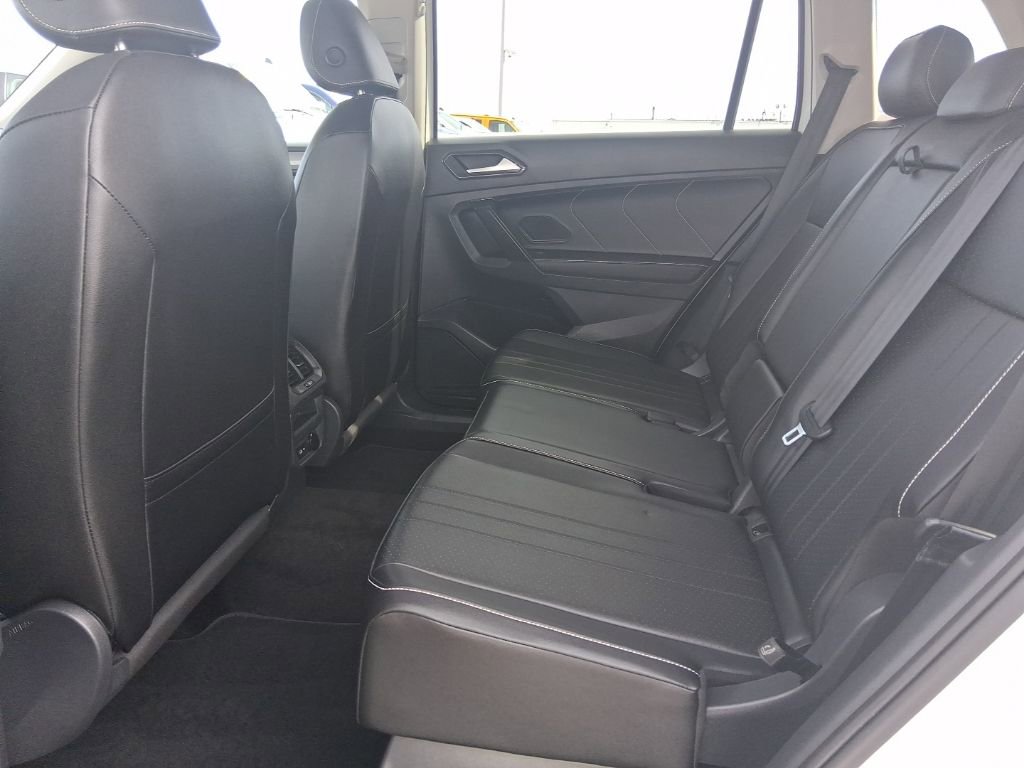 Used 2023 Volkswagen Tiguan SE image 15