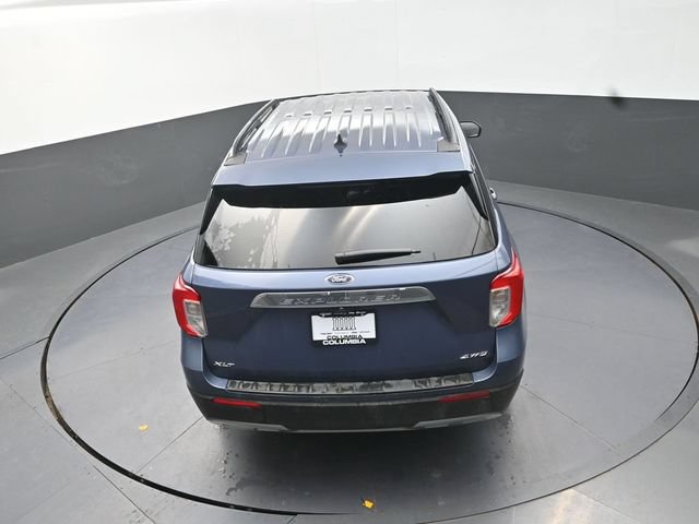 Used 2021 Ford Explorer XLT w/ Equipment Group 202A AWD/4WD image 17