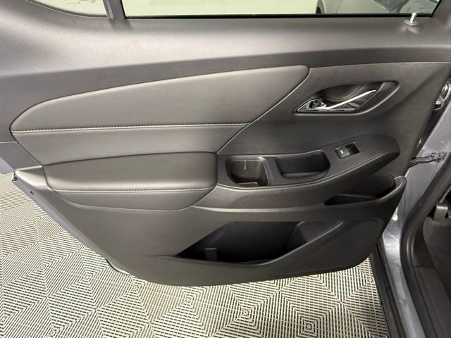 Used 2020 Chevrolet Traverse LT w/ LT Premium Package FWD image 36