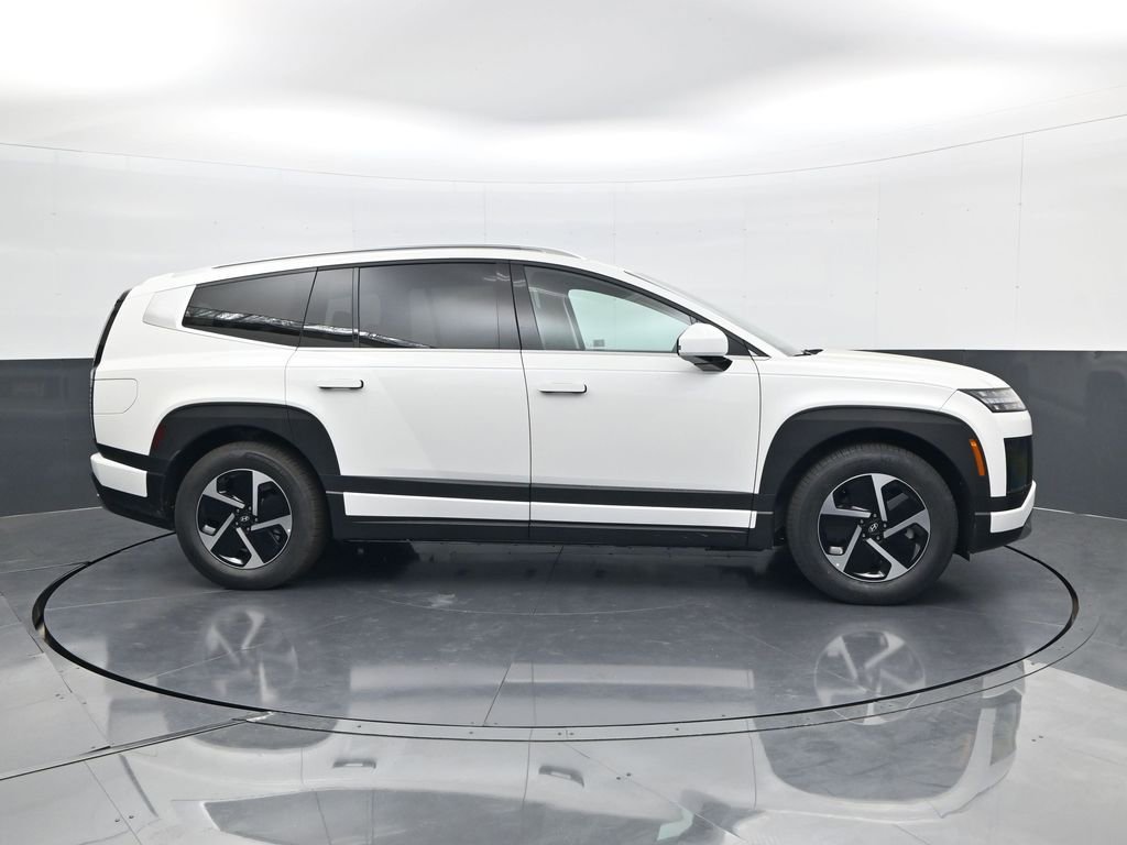 New 2026 Hyundai Ioniq 9 S image 4