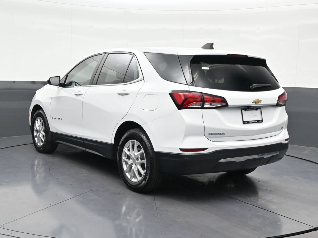 Used 2024 Chevrolet Equinox LT FWD image 3
