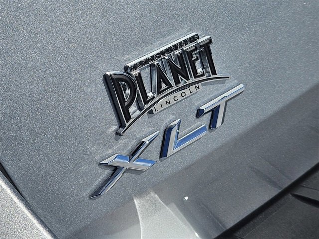 Used 2024 Ford Explorer XLT w/ Equipment Group 202A image 12