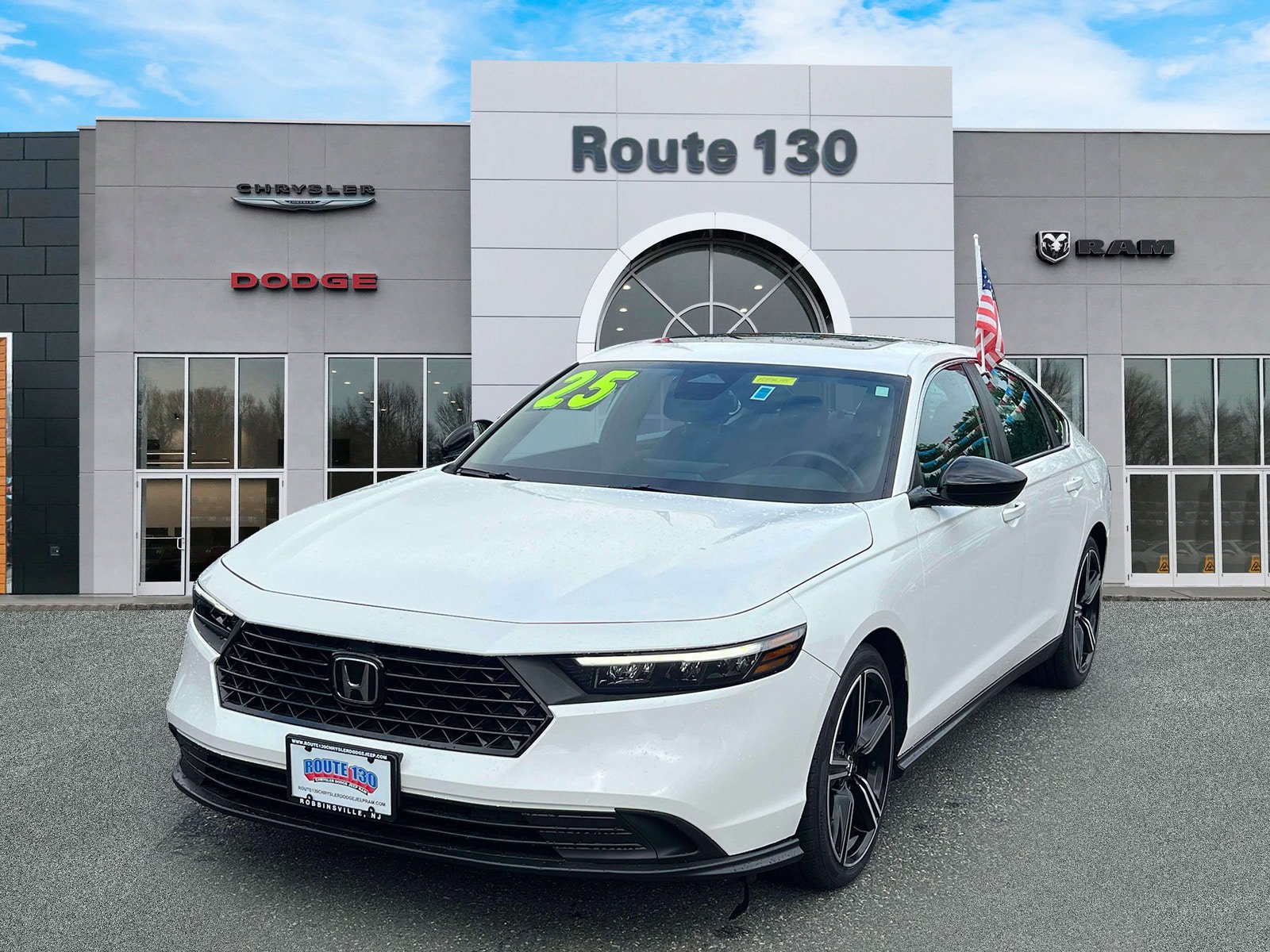 Used 2025 Honda Accord Sport image 2